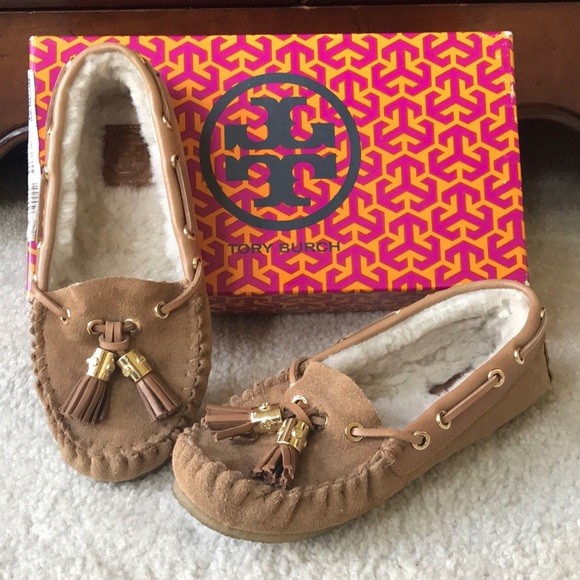 Tory Burch Dee Dee Suede & Shearling Moccasin Slippers - Picture 2 of 15